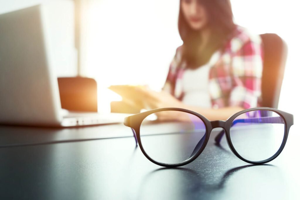 Lentes Antirreflexo, Antirrisco e Fotocromáticas Grau