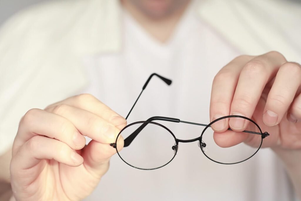 Óticas New Vision | Delivery de Lentes e Óculos em Natal - RN - Encontre lentes de contato, óculos e acessórios na Óticas New Vision. Delivery grátis na Grande Natal. Qualidade, tradição e atendimento especializado! Lentes