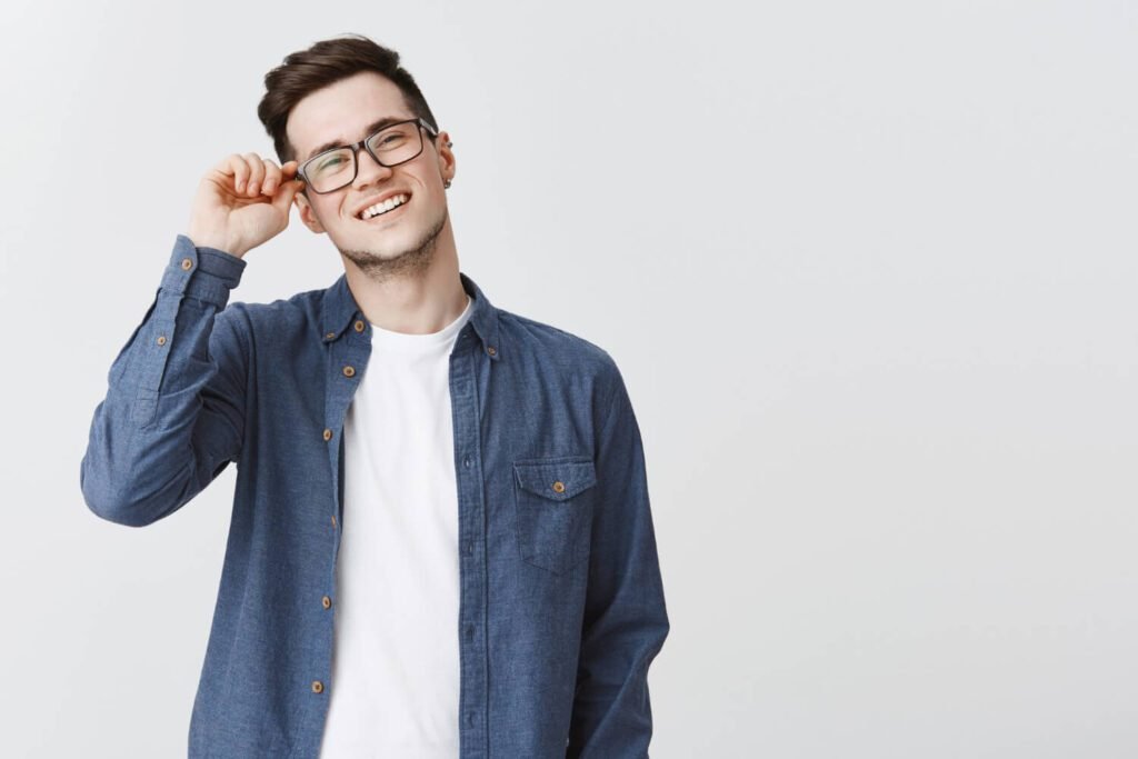 Óticas New Vision | Delivery de Lentes e Óculos em Natal - RN - Encontre lentes de contato, óculos e acessórios na Óticas New Vision. Delivery grátis na Grande Natal. Qualidade, tradição e atendimento especializado! óculos